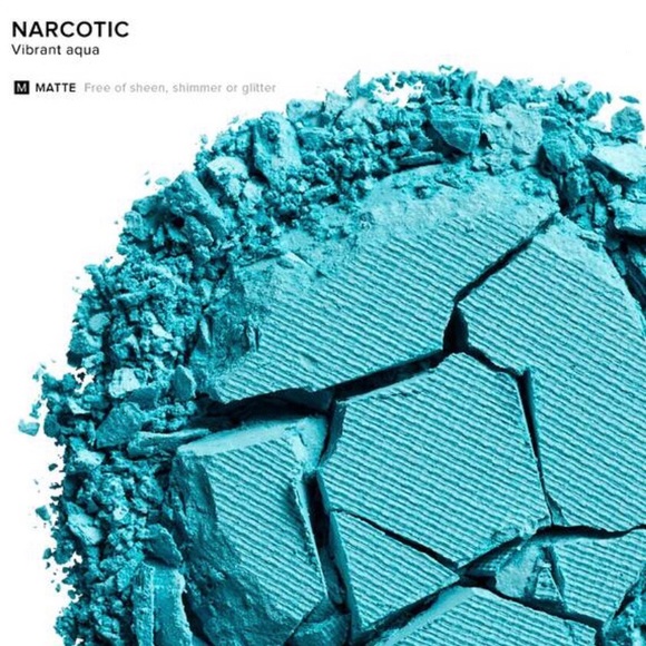 UD Narcotic Eyeshadow - Picture 2 of 5